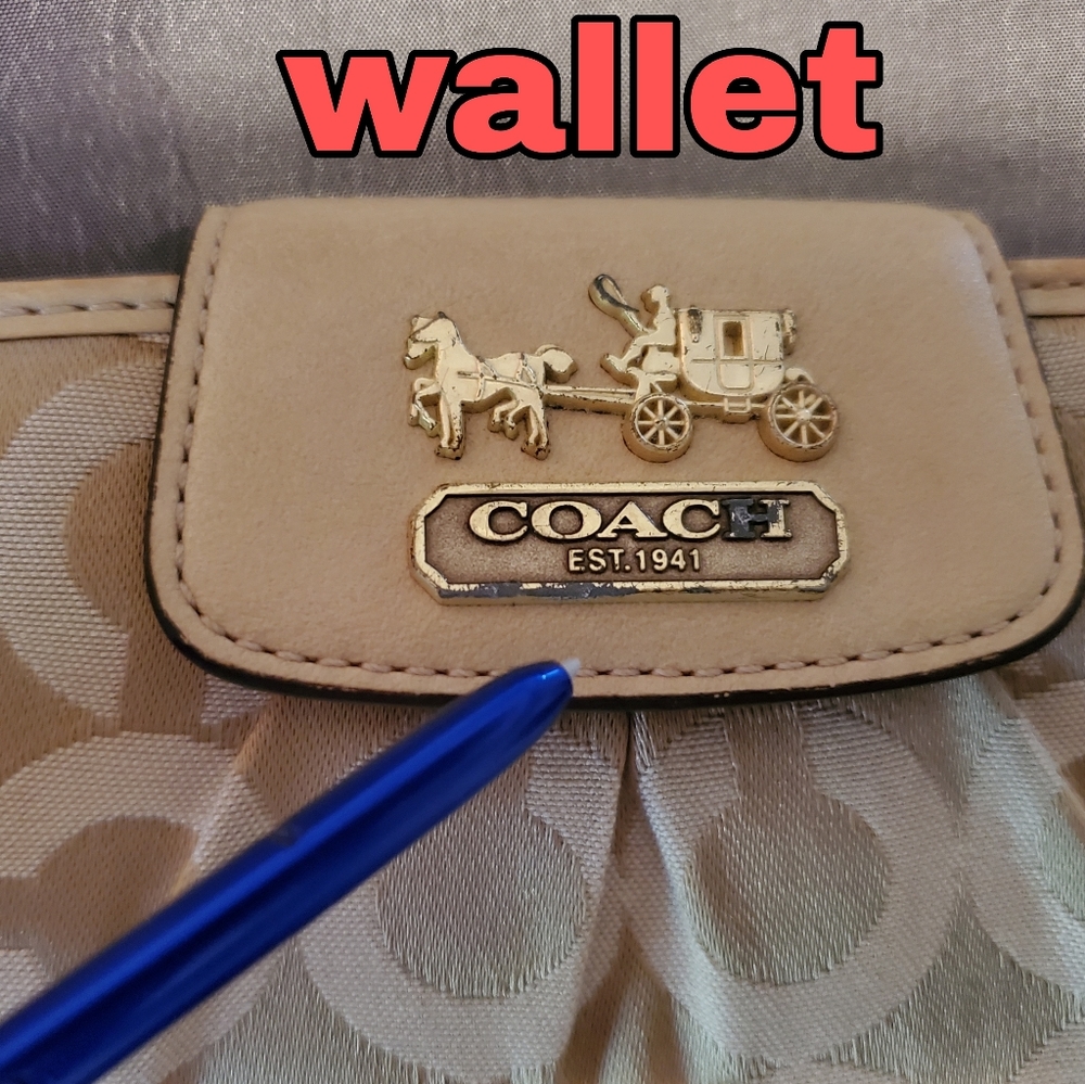 COACH 13583 Julianne Madison Op Art Tote - Picture 12 of 16